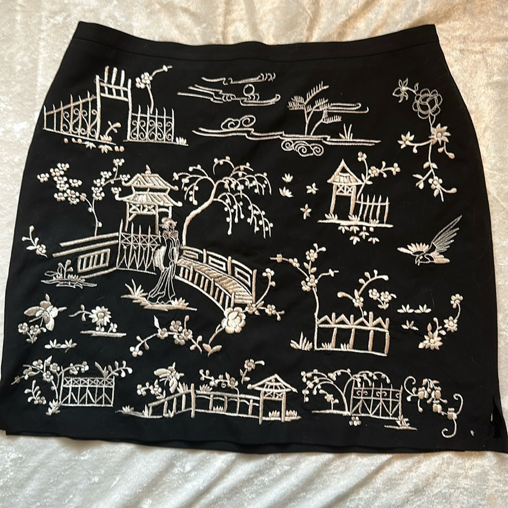 Bcbg Asian print skirt